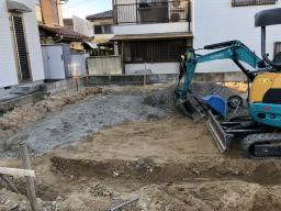 砕石敷きこみ状況２