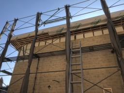 上まで張り上げました